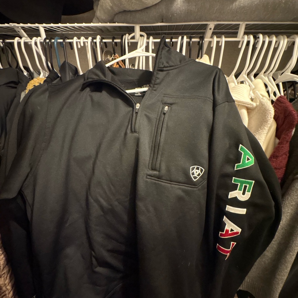Ariat Black Quarter-Zip Pullover